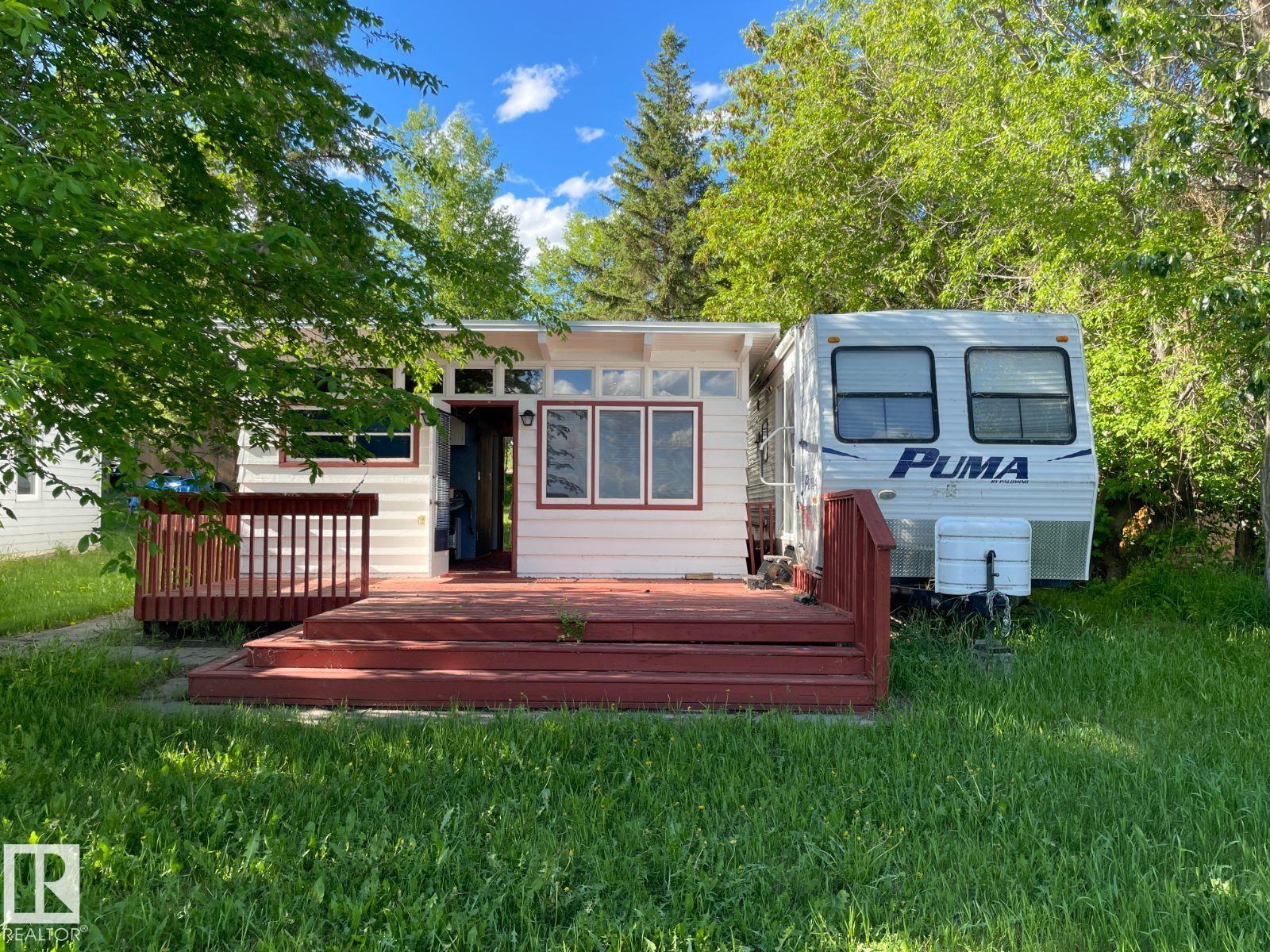 55 Lakeshore Dr, Rural Lac Ste. Anne County, Alberta  T0E 1V0 - Photo 1 - E4491440
