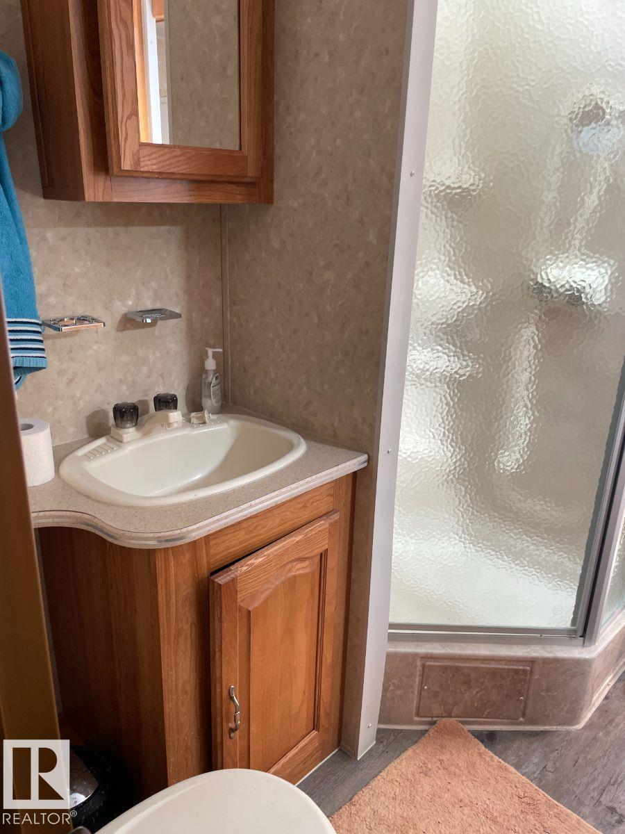 55 Lakeshore Dr, Rural Lac Ste. Anne County, Alberta  T0E 1V0 - Photo 5 - E4491440