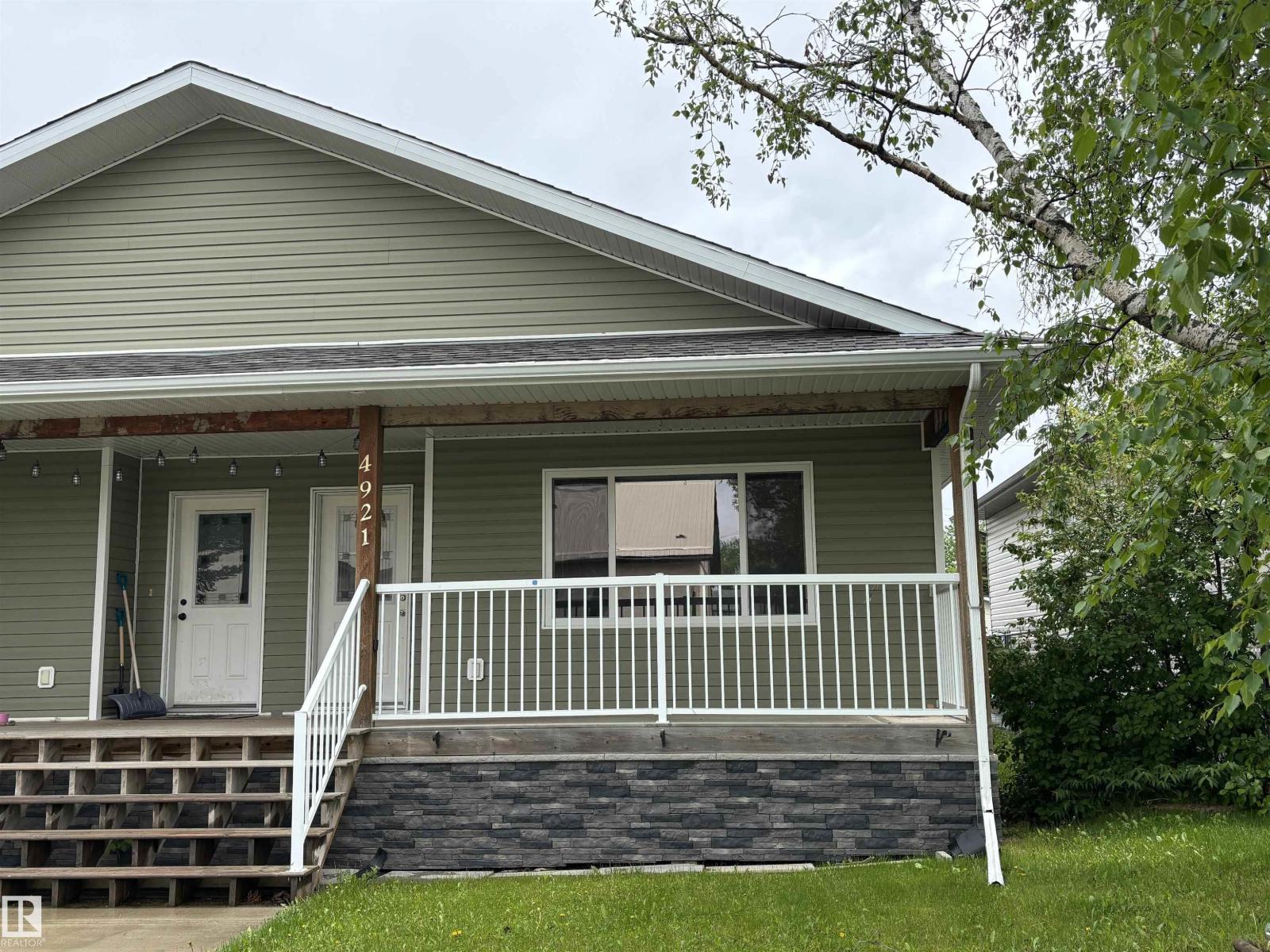 5041 45 Street, Drayton Valley, Alberta  T7A 1H3 - Photo 1 - E4491839