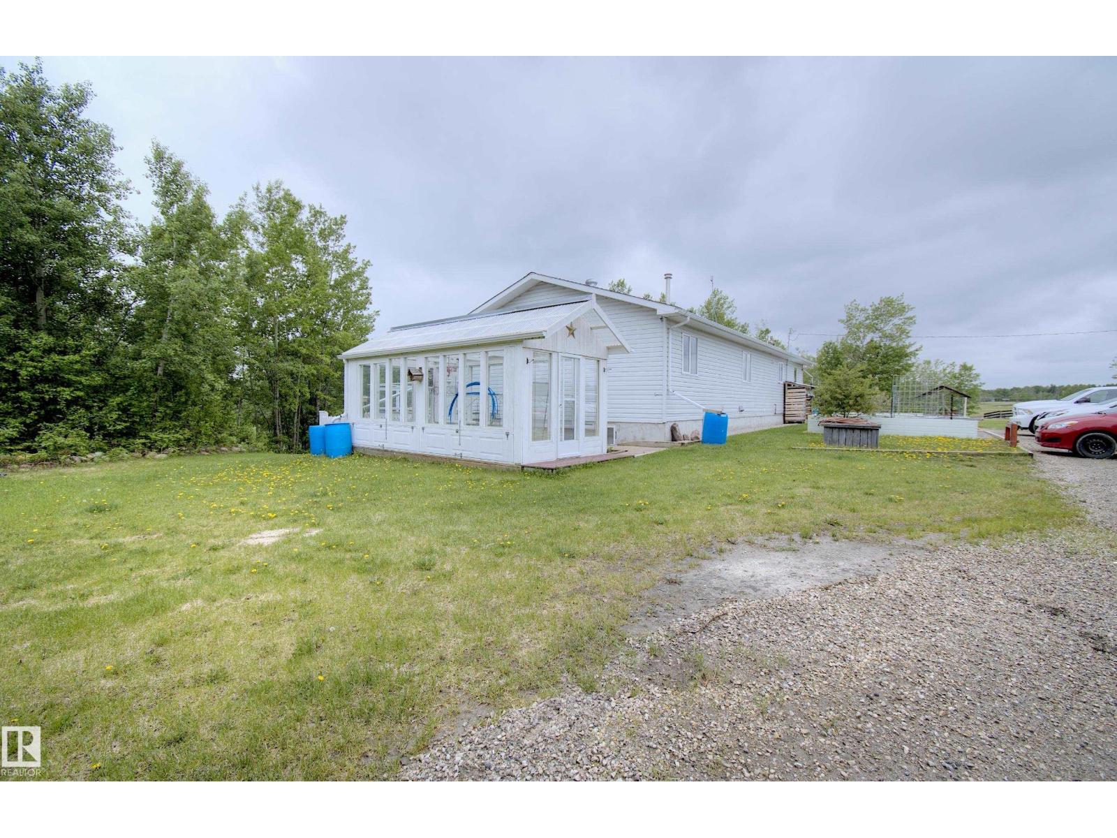 1213 Twp Road 554, Rural Lac Ste. Anne County, Alberta  T0E 1V0 - Photo 26 - E4492095