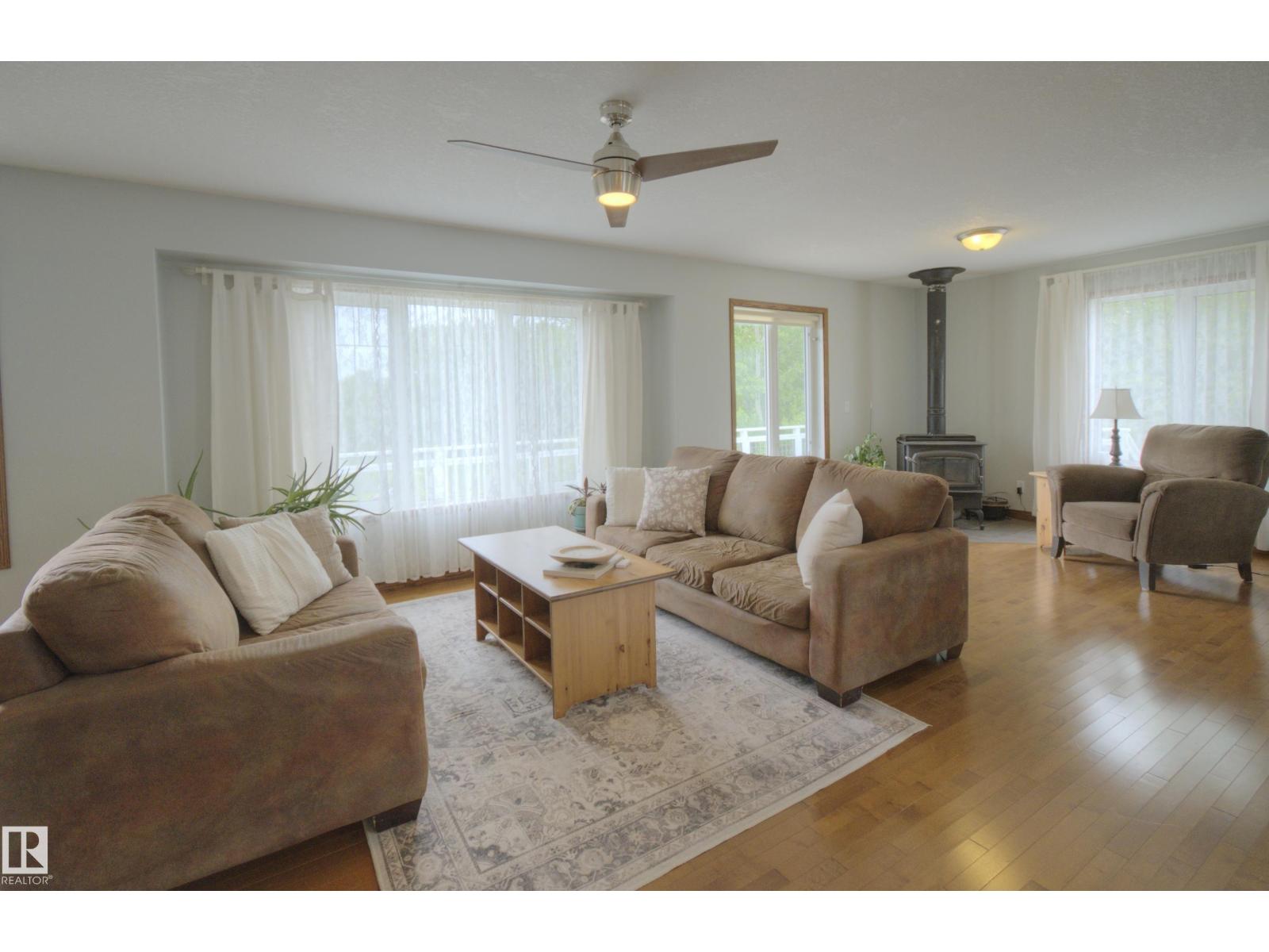 1213 Twp Road 554, Rural Lac Ste. Anne County, Alberta  T0E 1V0 - Photo 4 - E4492095