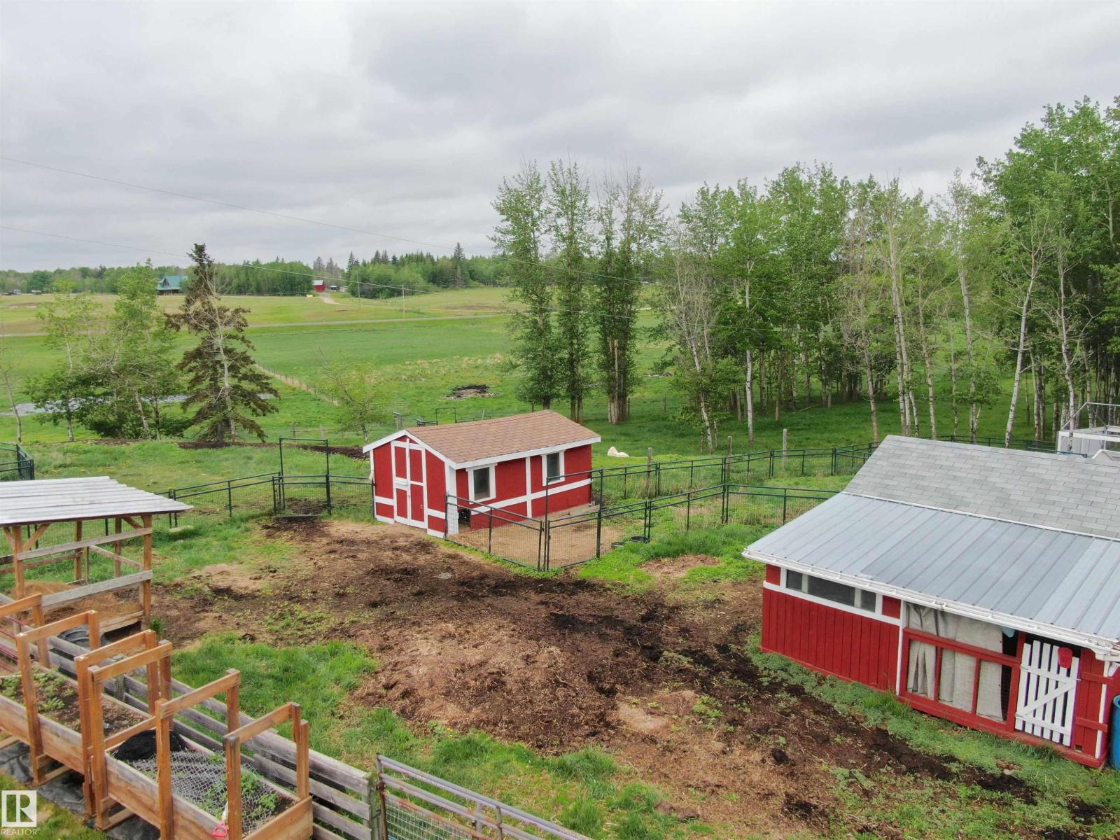 1213 Twp Road 554, Rural Lac Ste. Anne County, Alberta  T0E 1V0 - Photo 47 - E4492095