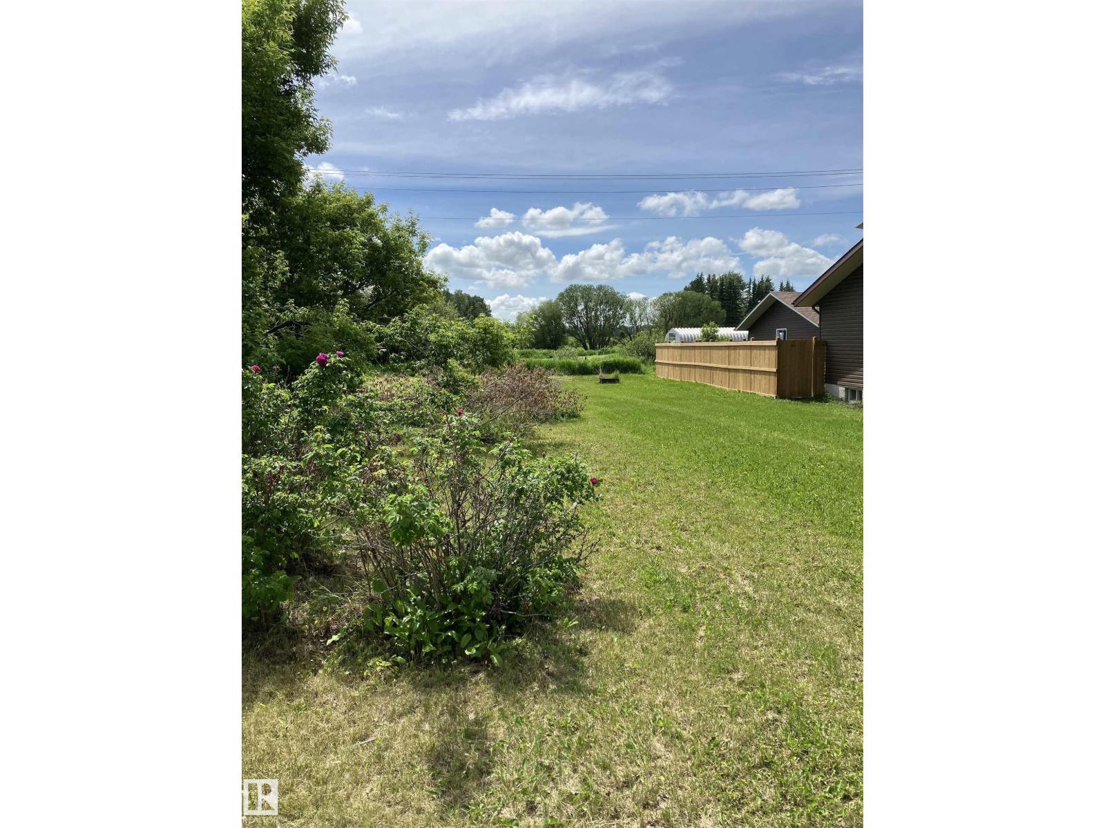 5223 49 Av, Onoway, Alberta T0E 1V0 - Photo 2 - E4492380