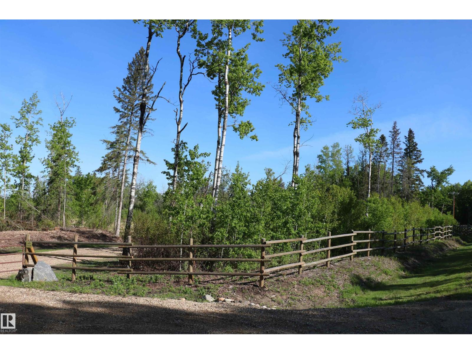 545165 Ste Anne Trail, Rural Lac Ste. Anne County, Alberta T0E 0A1 - Photo 8 - E4492381