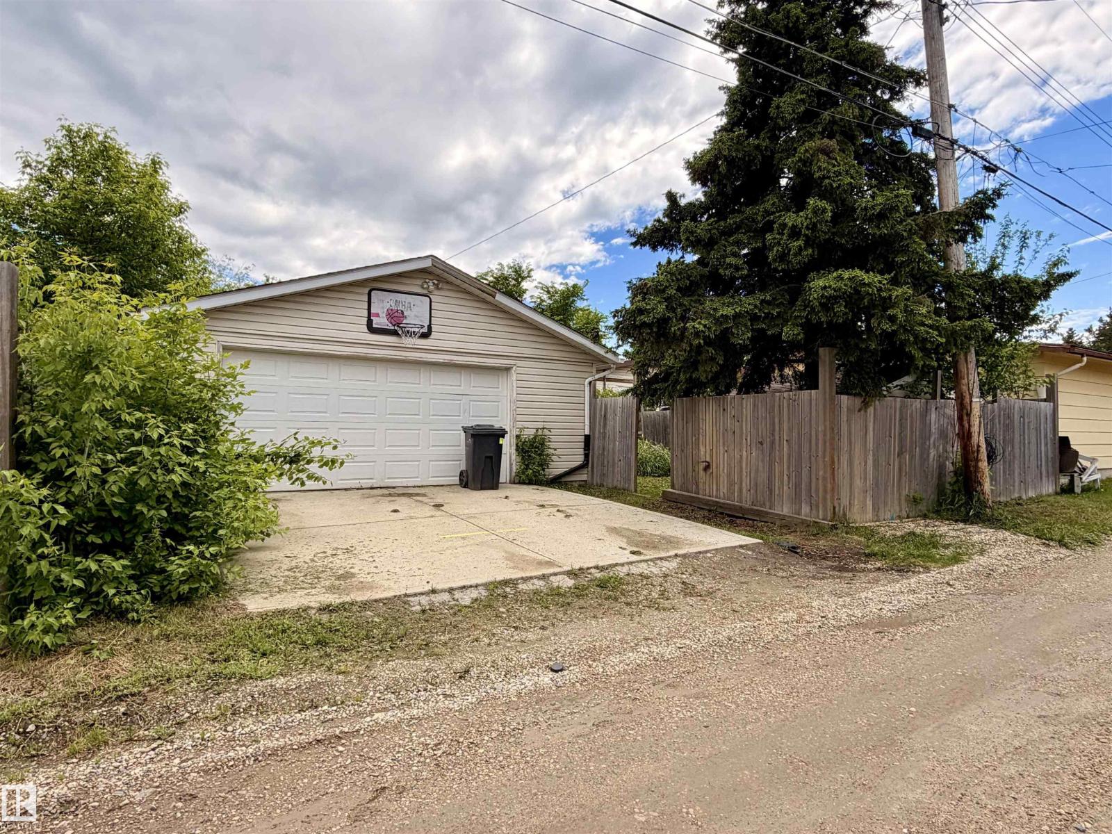 4708 47 St, Drayton Valley, Alberta T7A 1H7 - Photo 12 - E4492484