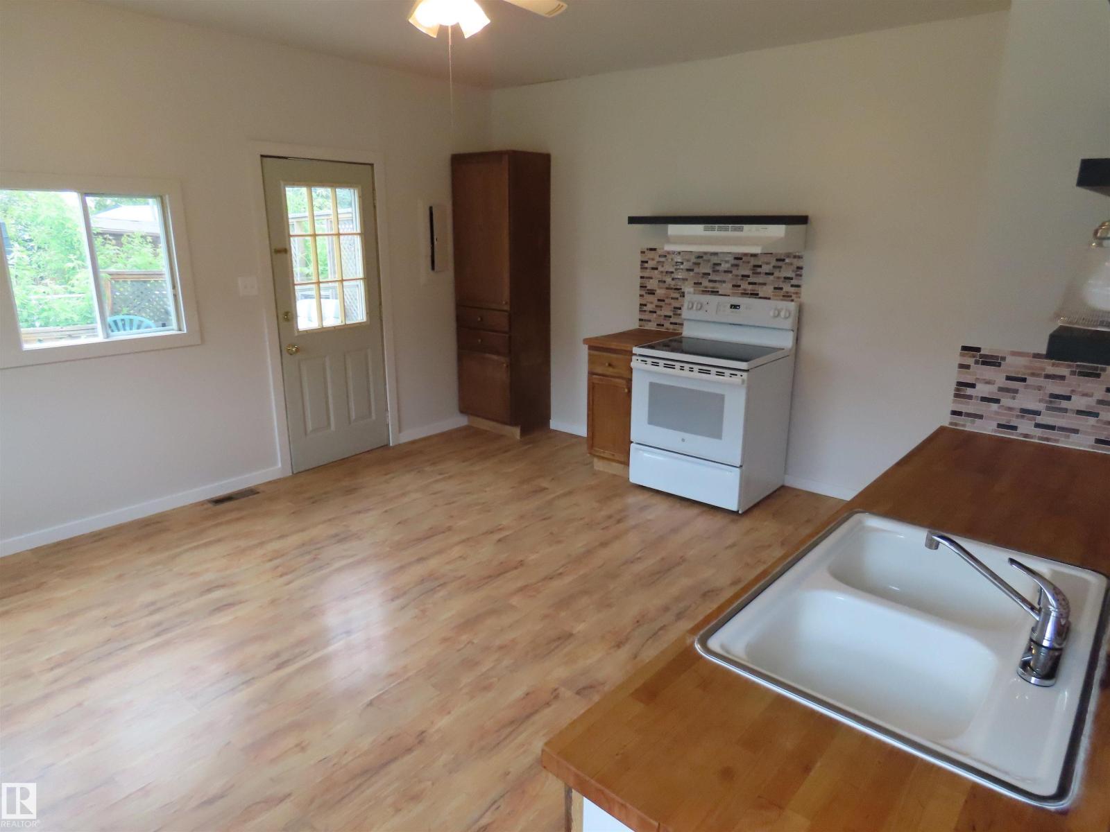 4840 51 Av, Sangudo, Alberta T0E 2A0 - Photo 10 - E4492883