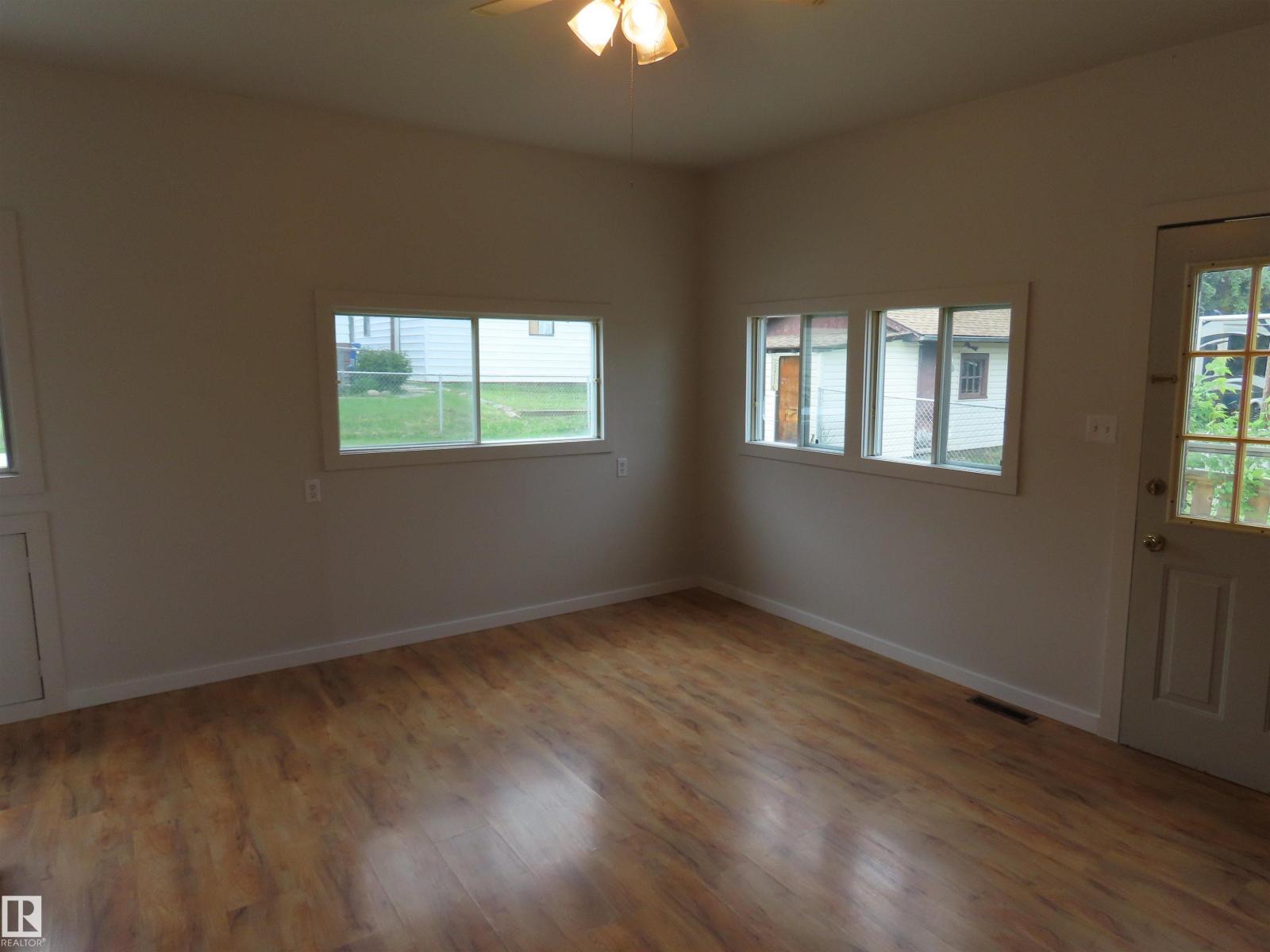 4840 51 Av, Sangudo, Alberta T0E 2A0 - Photo 14 - E4492883