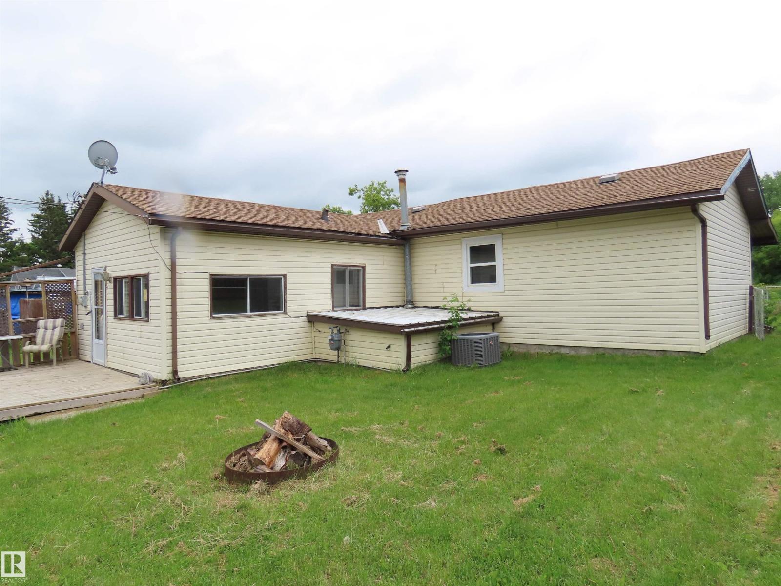 4840 51 Av, Sangudo, Alberta T0E 2A0 - Photo 3 - E4492883