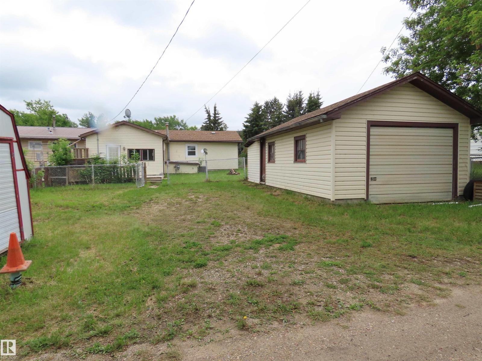 4840 51 Av, Sangudo, Alberta T0E 2A0 - Photo 5 - E4492883