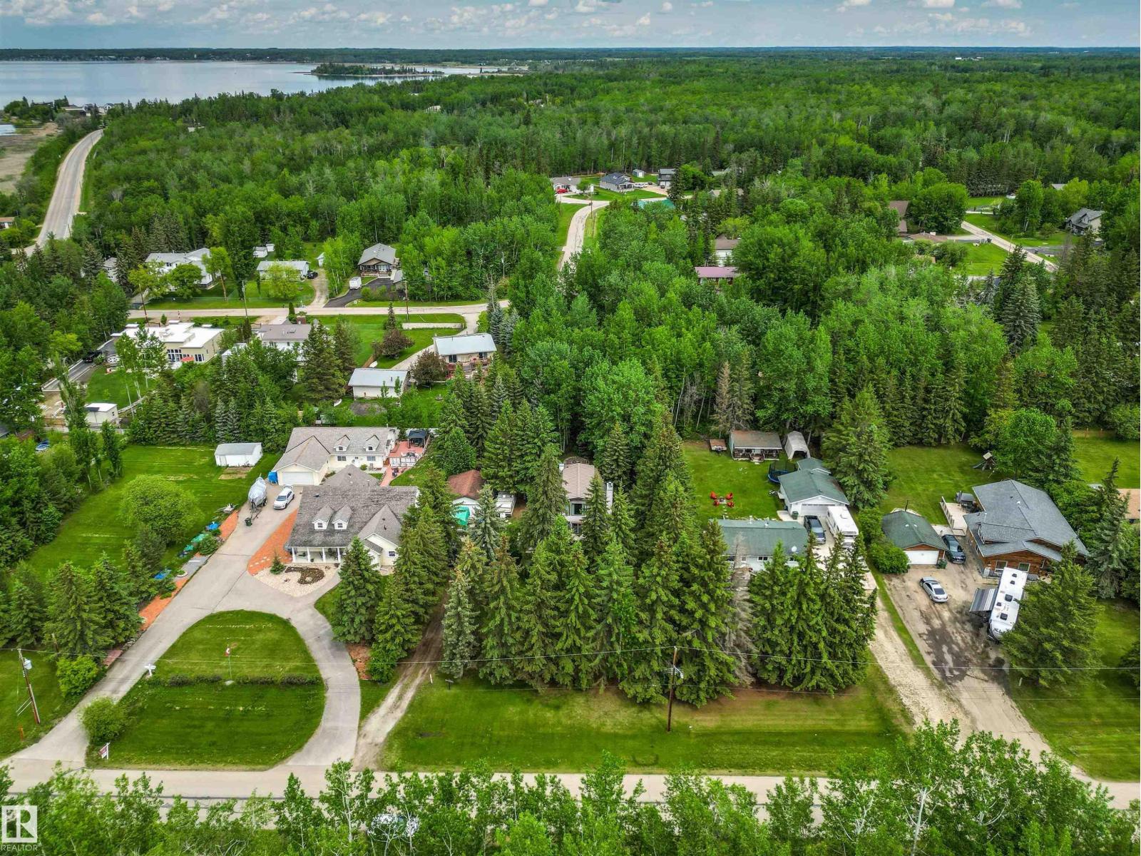4820 48a Av, Rural Lac Ste. Anne County, Alberta T0E 0A0 - Photo 5 - E4493195