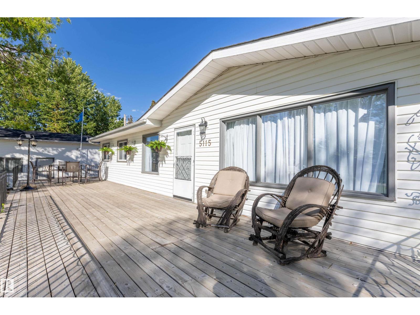 5115 49 Av, Rural Lac Ste. Anne County, Alberta T0E 0A0 - Photo 2 - E4493453