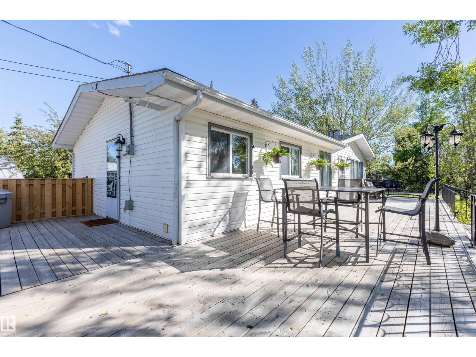 5115 49 Av, Rural Lac Ste. Anne County, Alberta T0E 0A0 - Photo 3 - E4493453