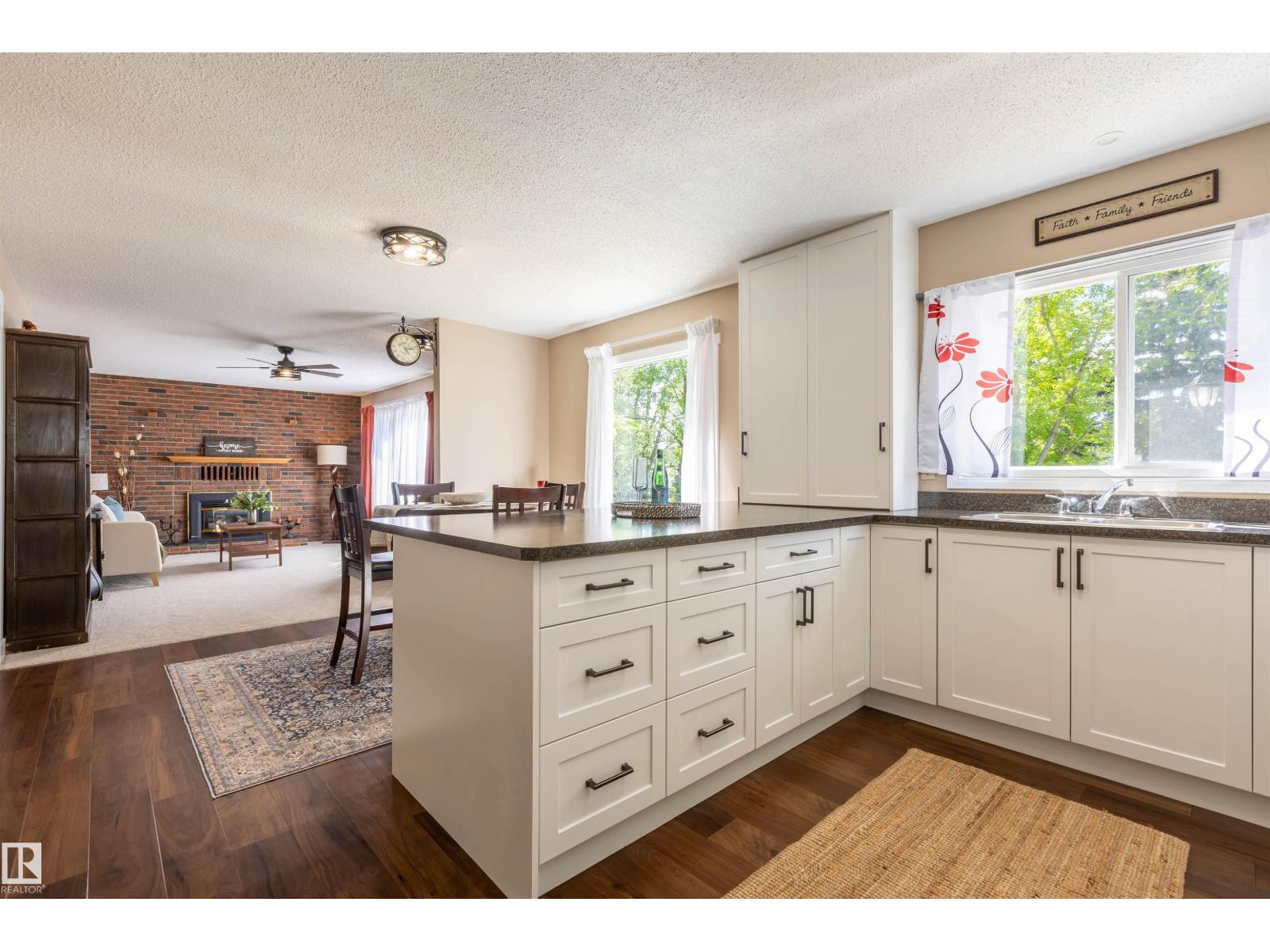 5115 49 Av, Rural Lac Ste. Anne County, Alberta T0E 0A0 - Photo 6 - E4493453