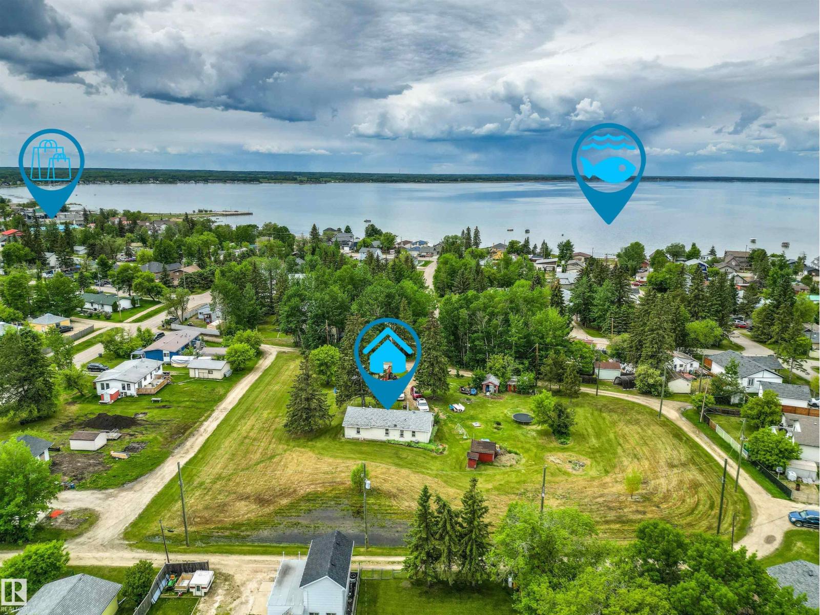4520 45 St, Rural Lac Ste. Anne County, Alberta T0E 0E0 - Photo 2 - E4493476