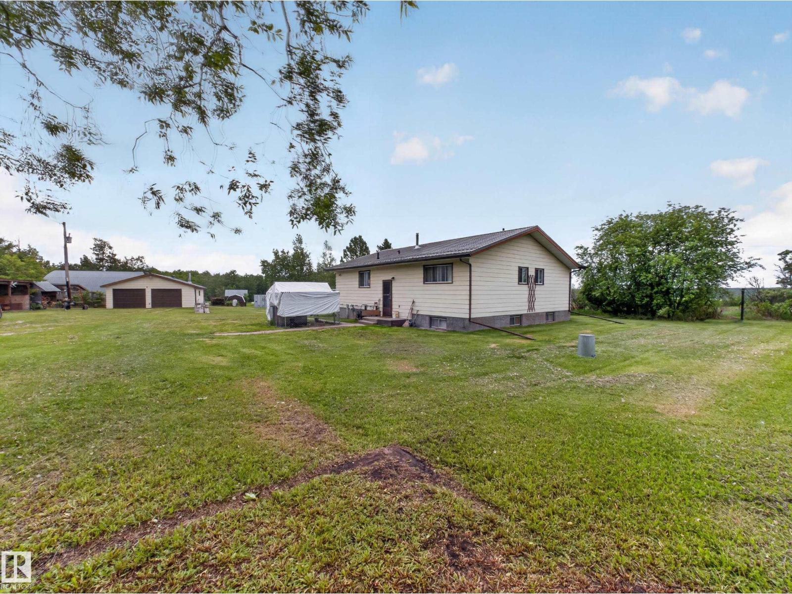 1415 Hwy 37, Rural Lac Ste. Anne County, Alberta  T0E 1V0 - Photo 33 - E4493495