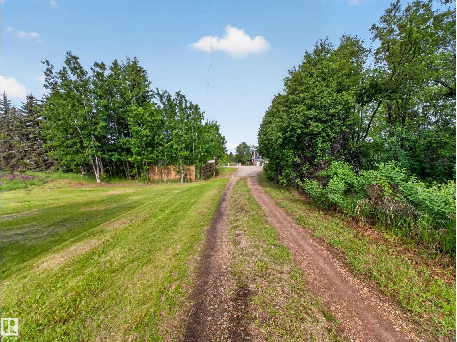 1415 Hwy 37, Rural Lac Ste. Anne County, Alberta  T0E 1V0 - Photo 37 - E4493495