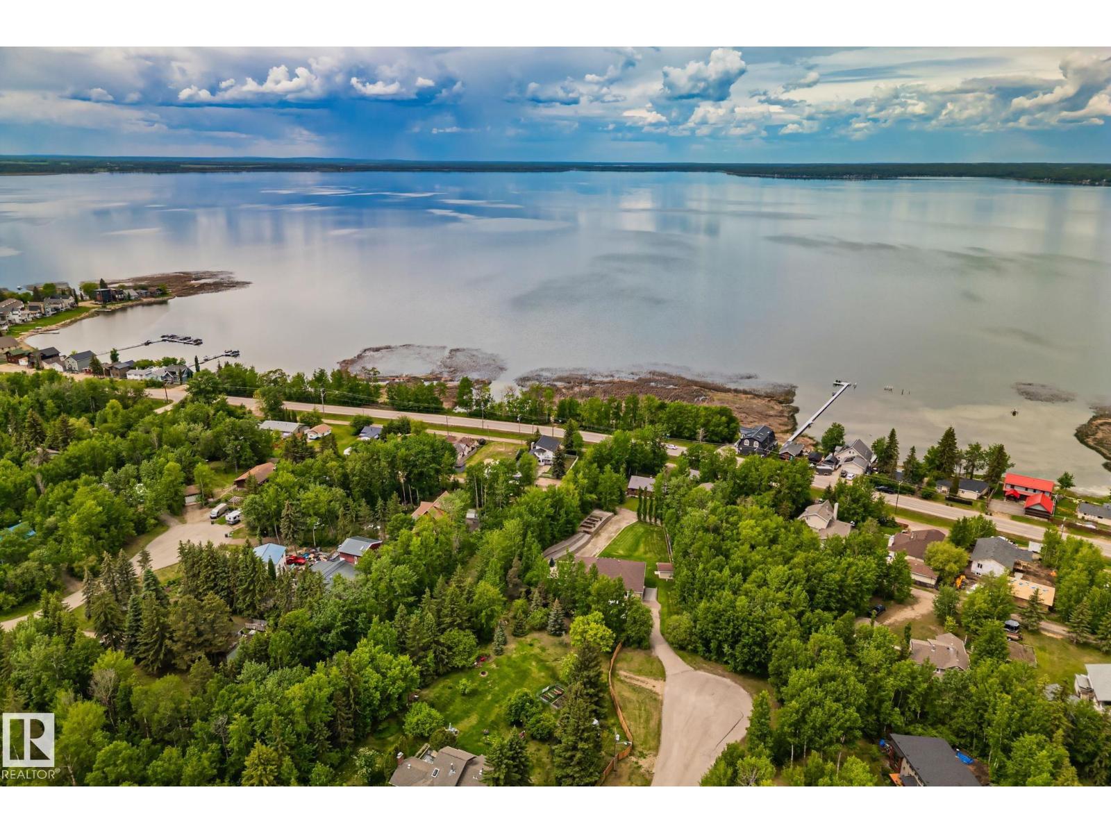 5439 Sunset Dr, Rural Lac Ste. Anne County, Alberta T0E 0A0 - Photo 59 - E4493506