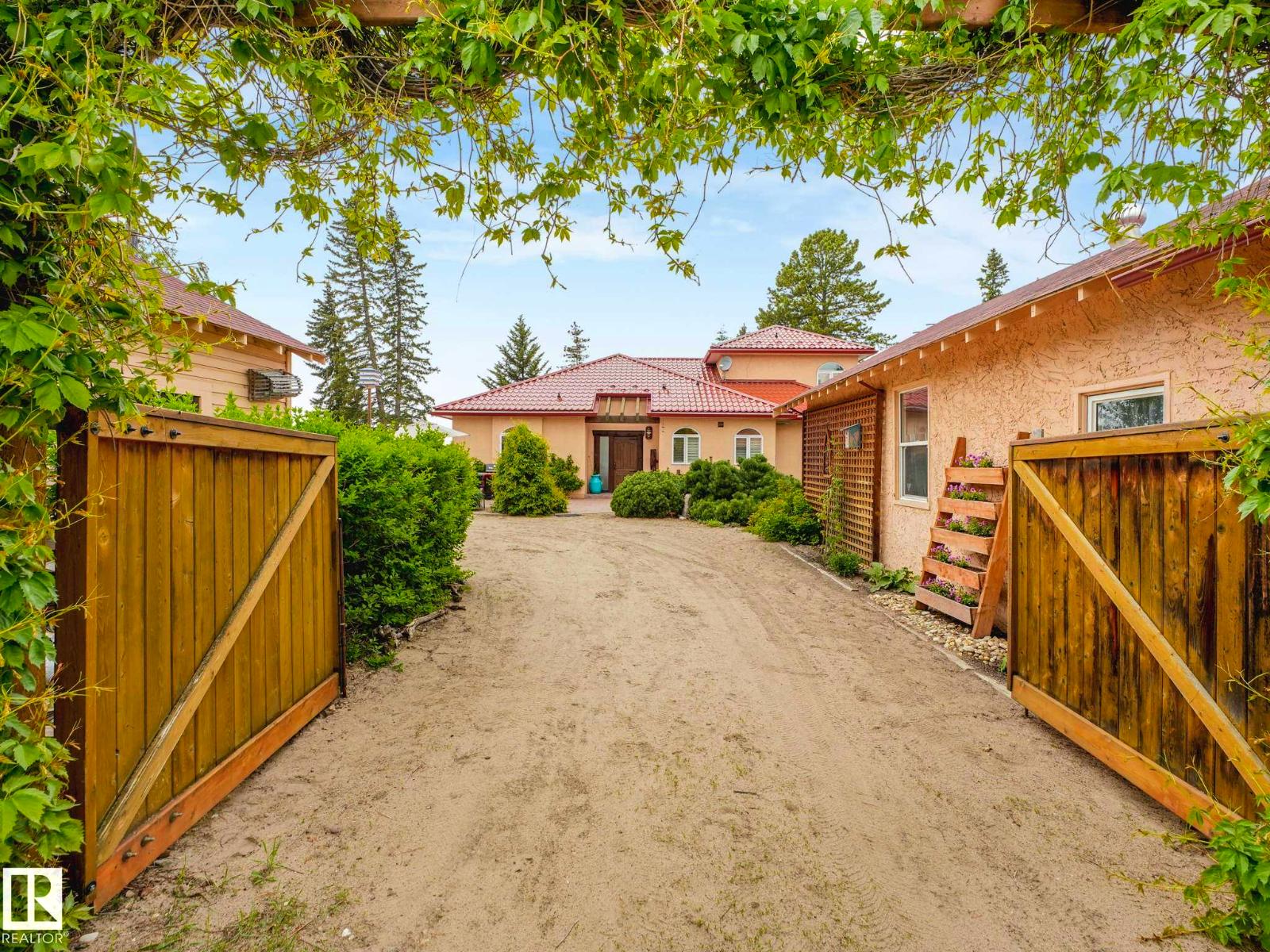 511 1 Av, Rural Wetaskiwin County, Alberta  T0C 2V0 - Photo 4 - E4493700