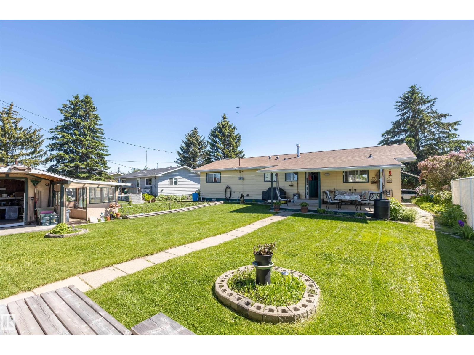 4904 56 Ave, Wildwood, Alberta T0E 2M0 - Photo 2 - E4493735