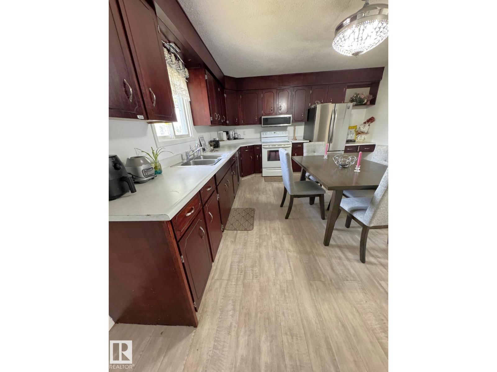 5093 45 St, Drayton Valley, Alberta T7A 1C2 - Photo 7 - E4493787