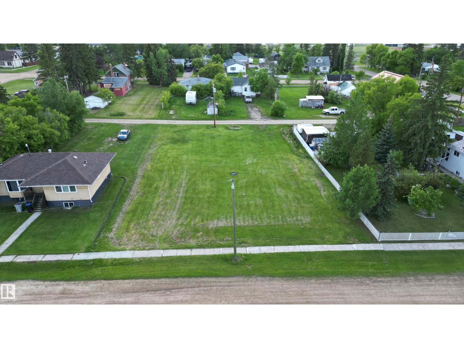 4718 52 St, Mayerthorpe, Alberta T0E 1N0 - Photo 1 - E4493819