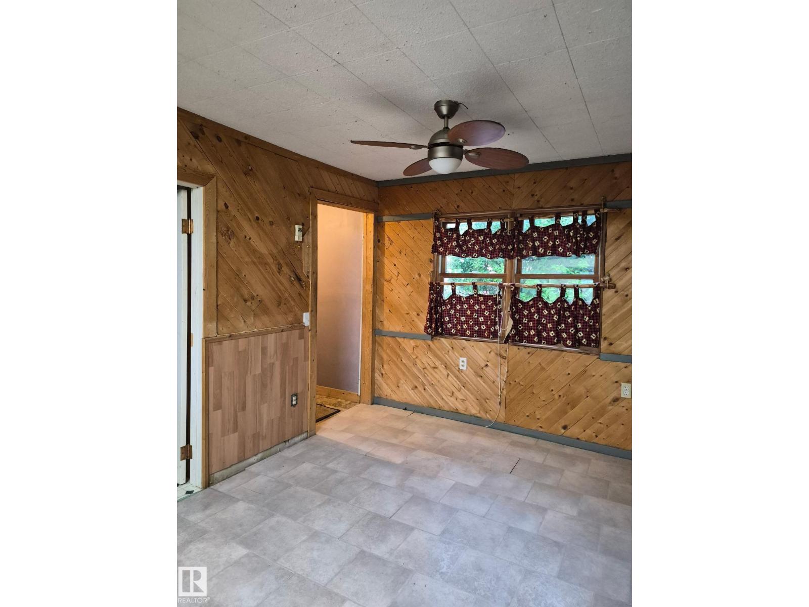 4621 54 Av, Lodgepole, Alberta T0E 1K0 - Photo 11 - E4493832