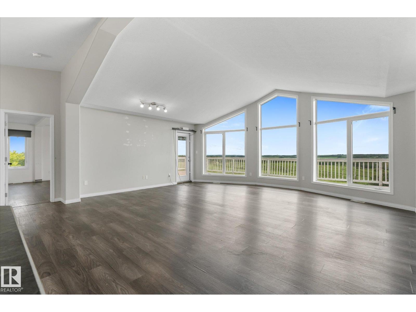 8223 Twp Road 590, Rural Lac Ste. Anne County, Alberta T0E 1N0 - Photo 14 - E4494393