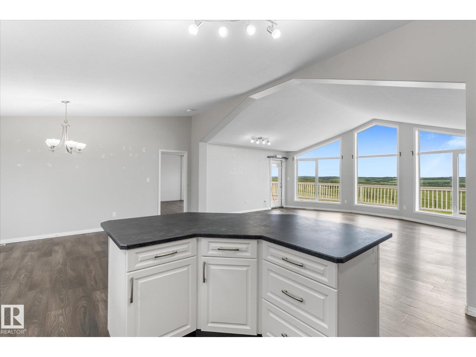 8223 Twp Road 590, Rural Lac Ste. Anne County, Alberta T0E 1N0 - Photo 25 - E4494393