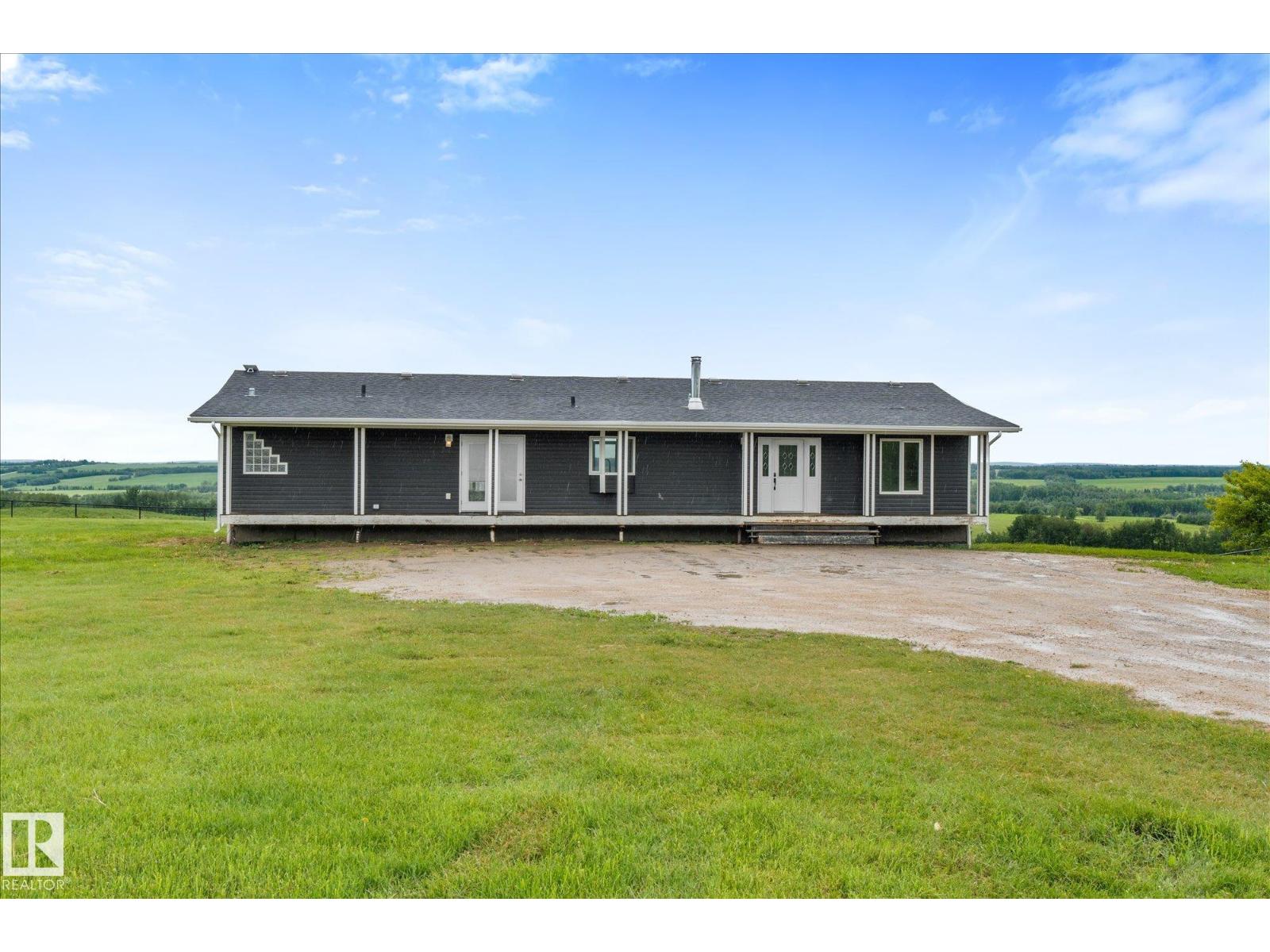 8223 Twp Road 590, Rural Lac Ste. Anne County, Alberta T0E 1N0 - Photo 9 - E4494393