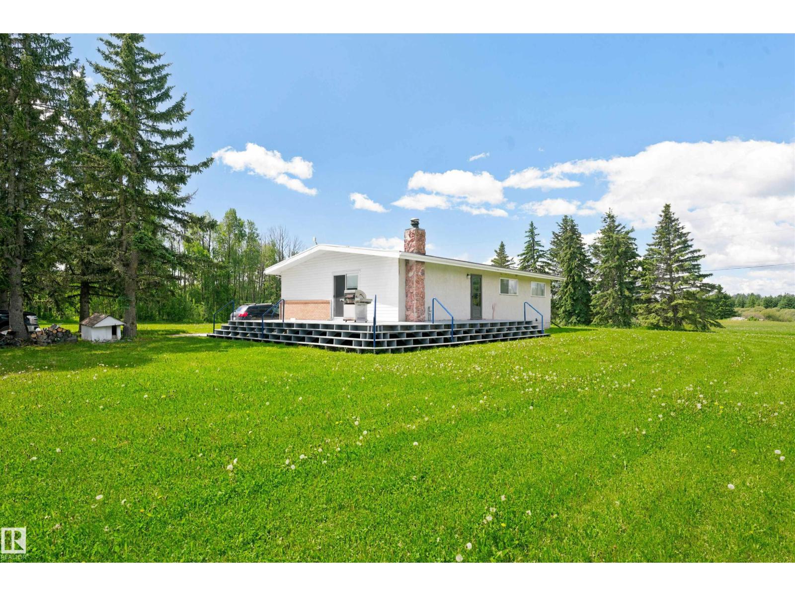53416 Rr 100, Rural Yellowhead, Alberta T0E 2M0 - Photo 1 - E4494555