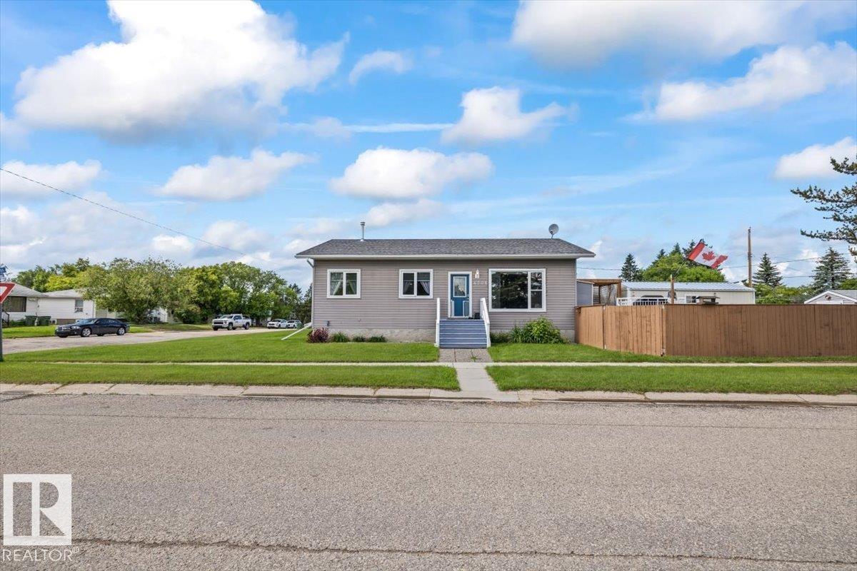 4708 47a Av, Onoway, Alberta T0E 1V0 - Photo 3 - E4494925