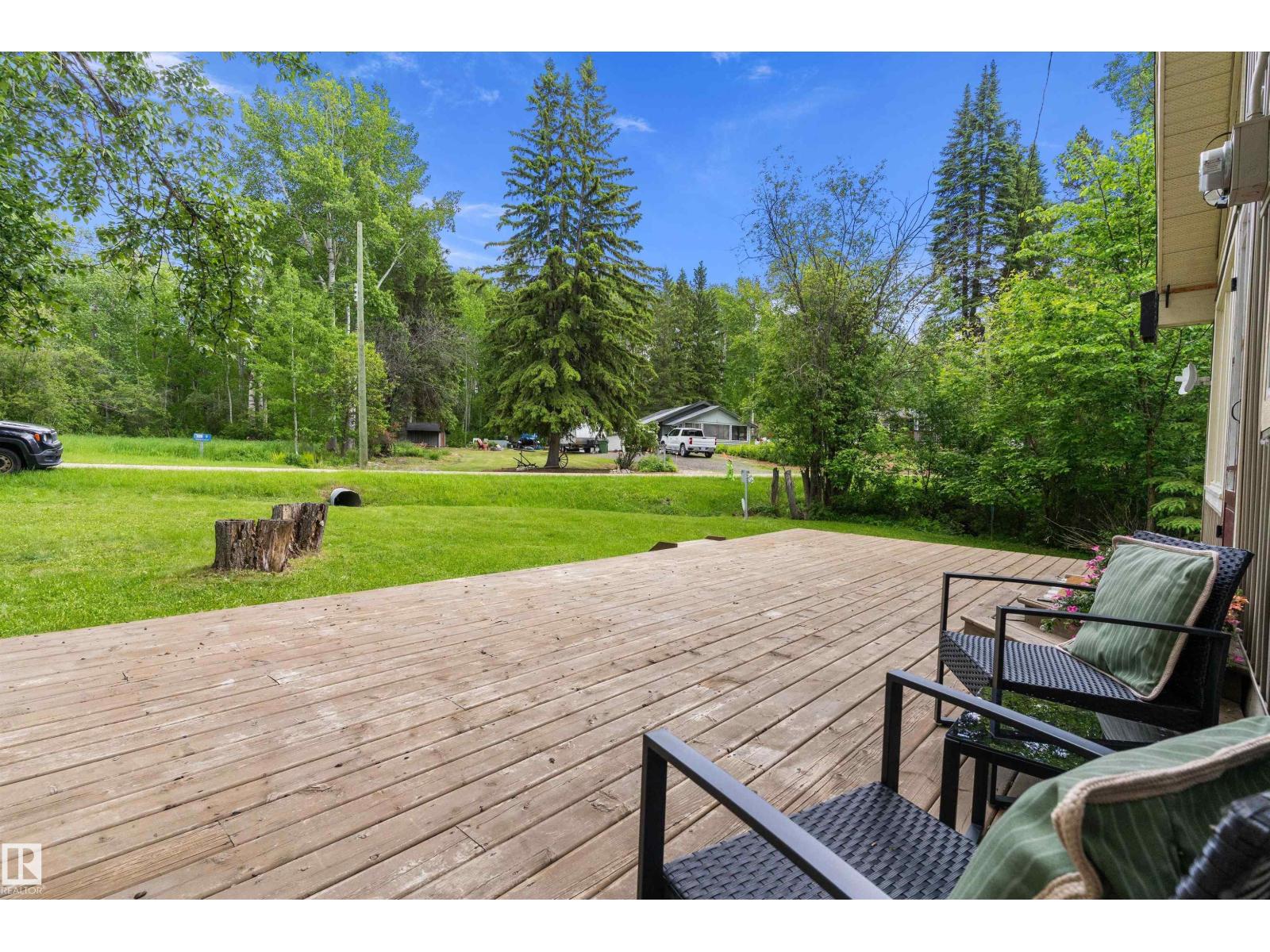 33 Hillside Cr, Rural Lac Ste. Anne County, Alberta T0E 0L0 - Photo 3 - E4494936