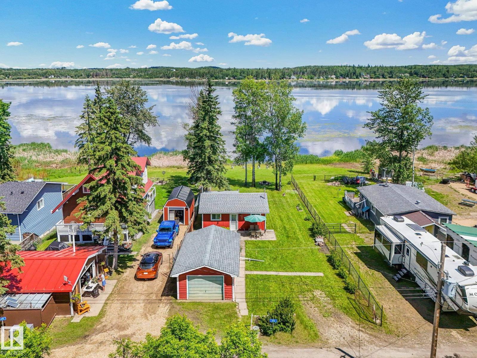 604 Blue Heron Drive, Rural Lac Ste. Anne County, Alberta T0E 1V0 - Photo 1 - E4494958
