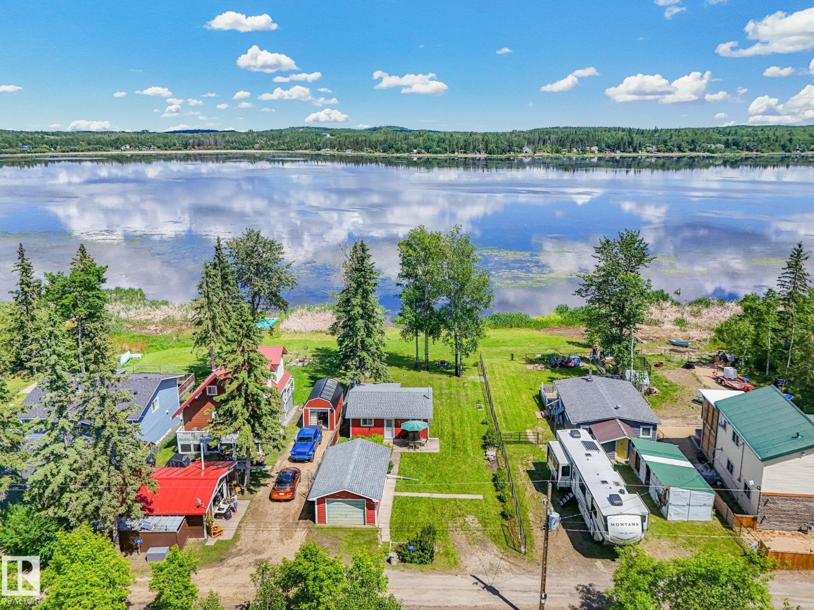 604 Blue Heron Drive, Rural Lac Ste. Anne County, Alberta T0E 1V0 - Photo 3 - E4494958