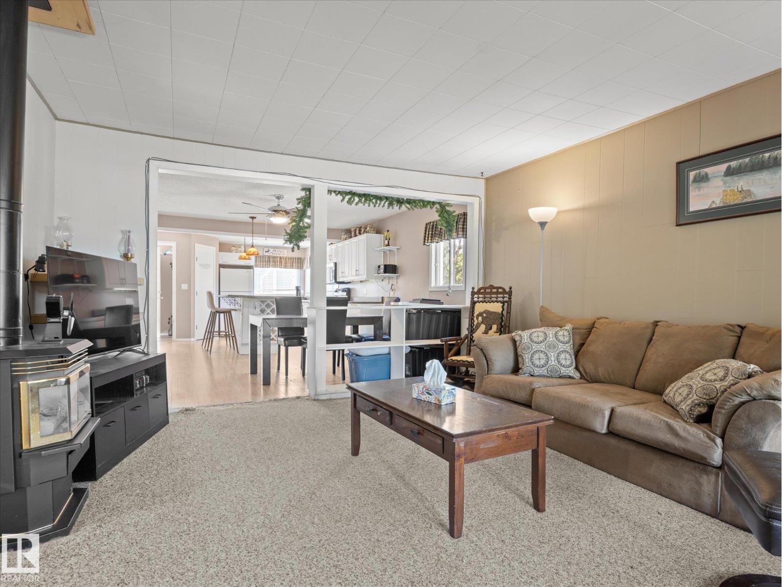 337 Crystal Springs, Rural Wetaskiwin County, Alberta  T0C 2V0 - Photo 10 - E4495297