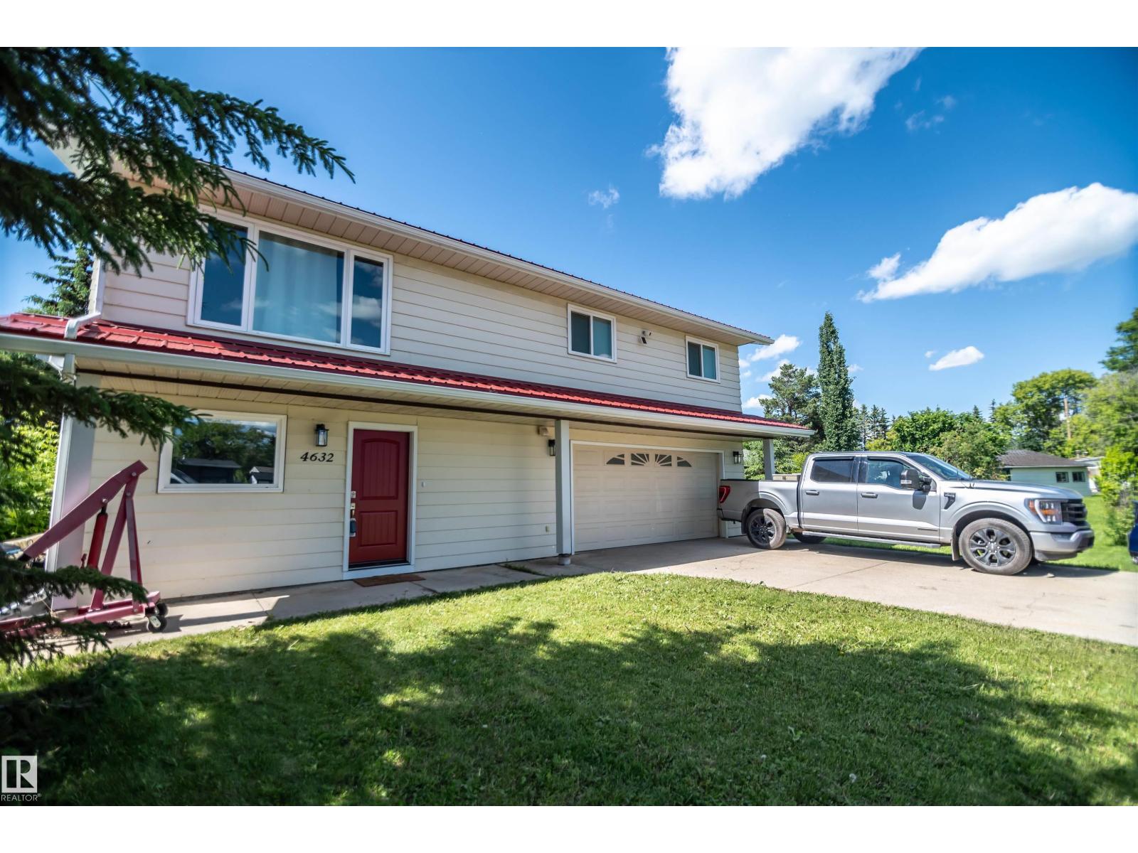 4632 46 Av, Rural Lac Ste. Anne County, Alberta  T0E 0A0 - Photo 3 - E4495496