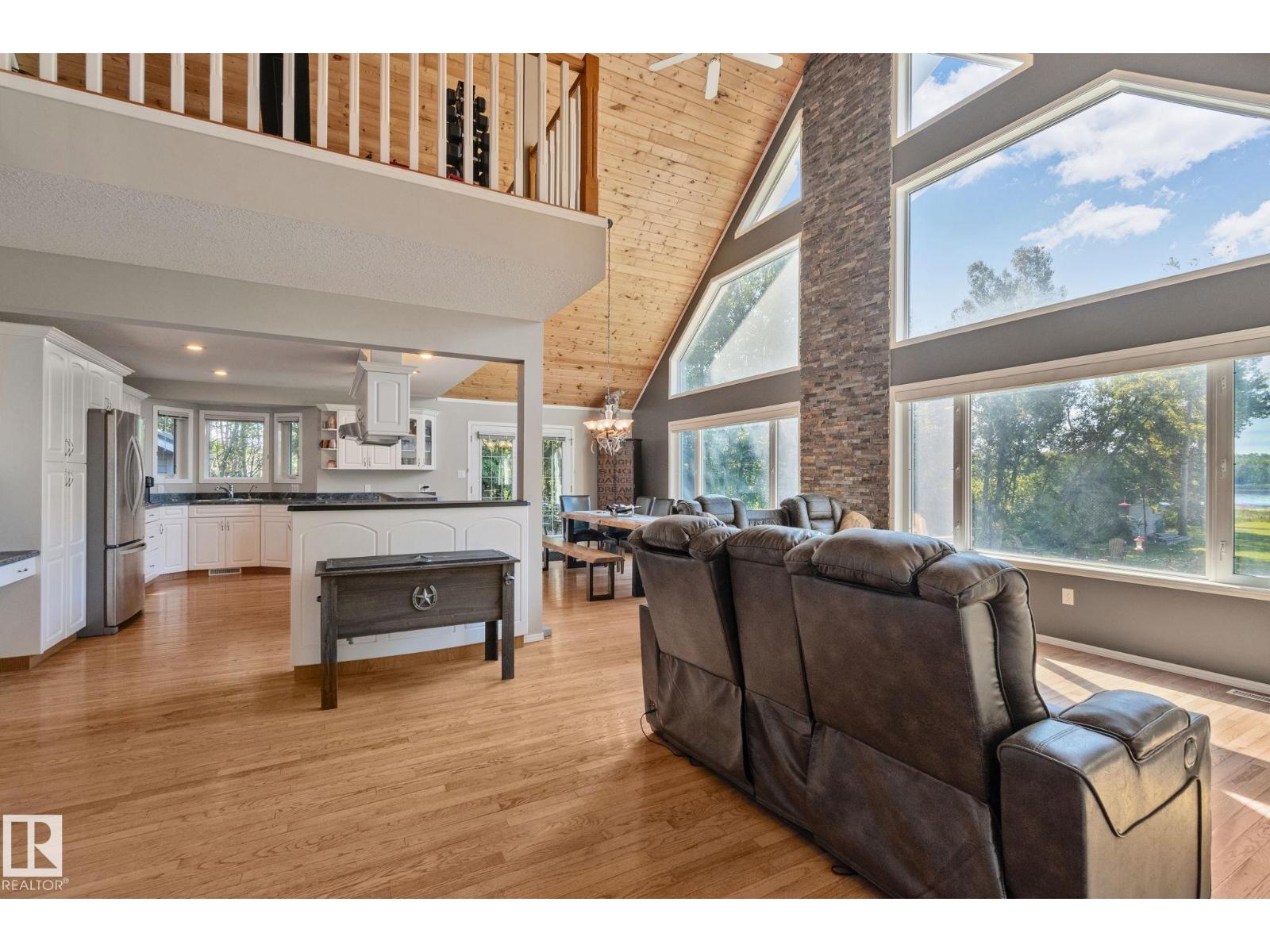 1107 View Rd, Rural Barrhead County, Alberta  T0E 1A0 - Photo 3 - E4495835