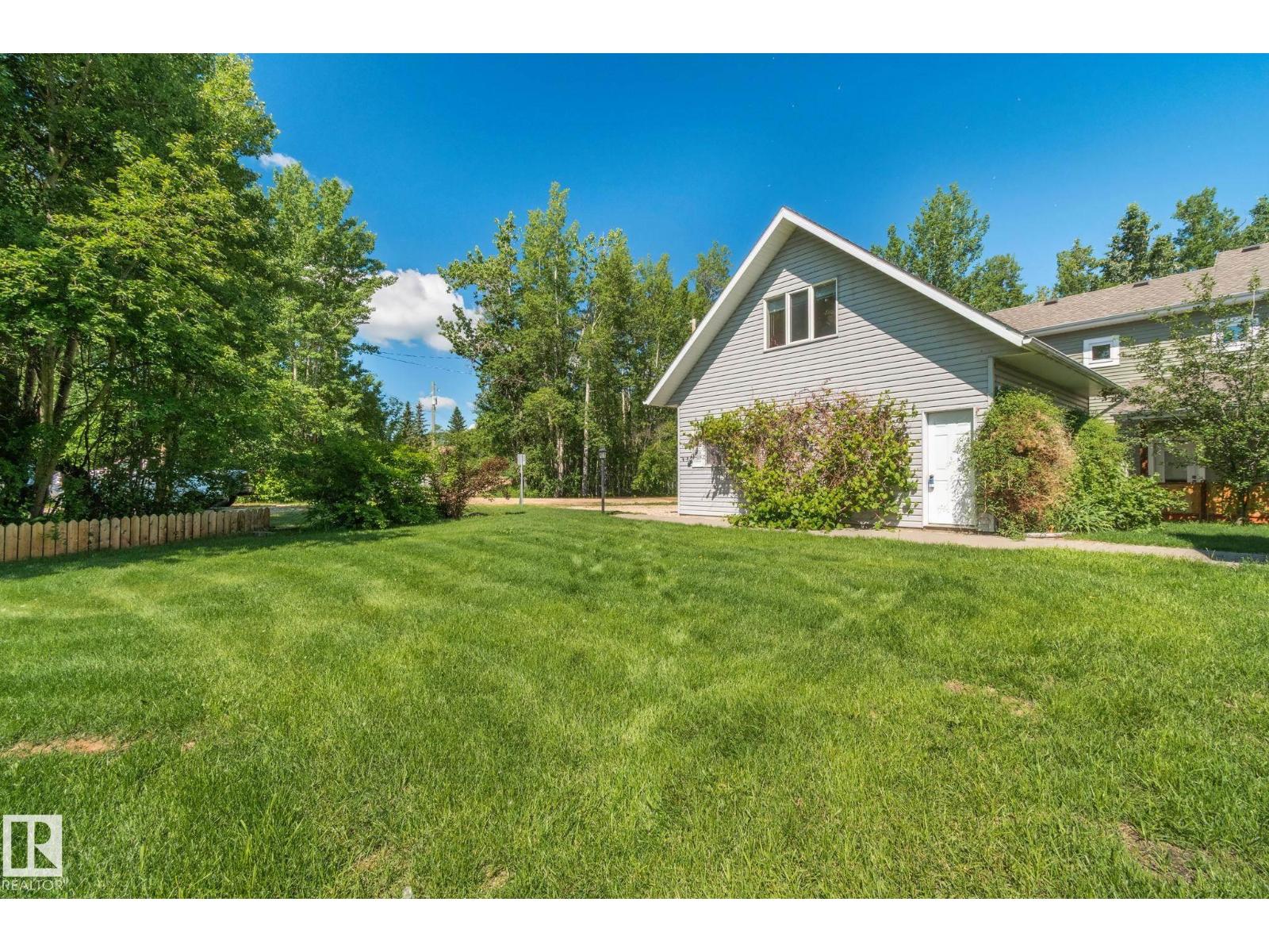 1107 View Rd, Rural Barrhead County, Alberta  T0E 1A0 - Photo 38 - E4495835