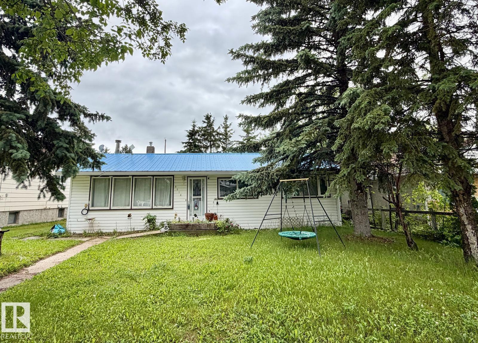 5012 48 Street, Warburg, Alberta T0C 2T0 - Photo 1 - E4496255