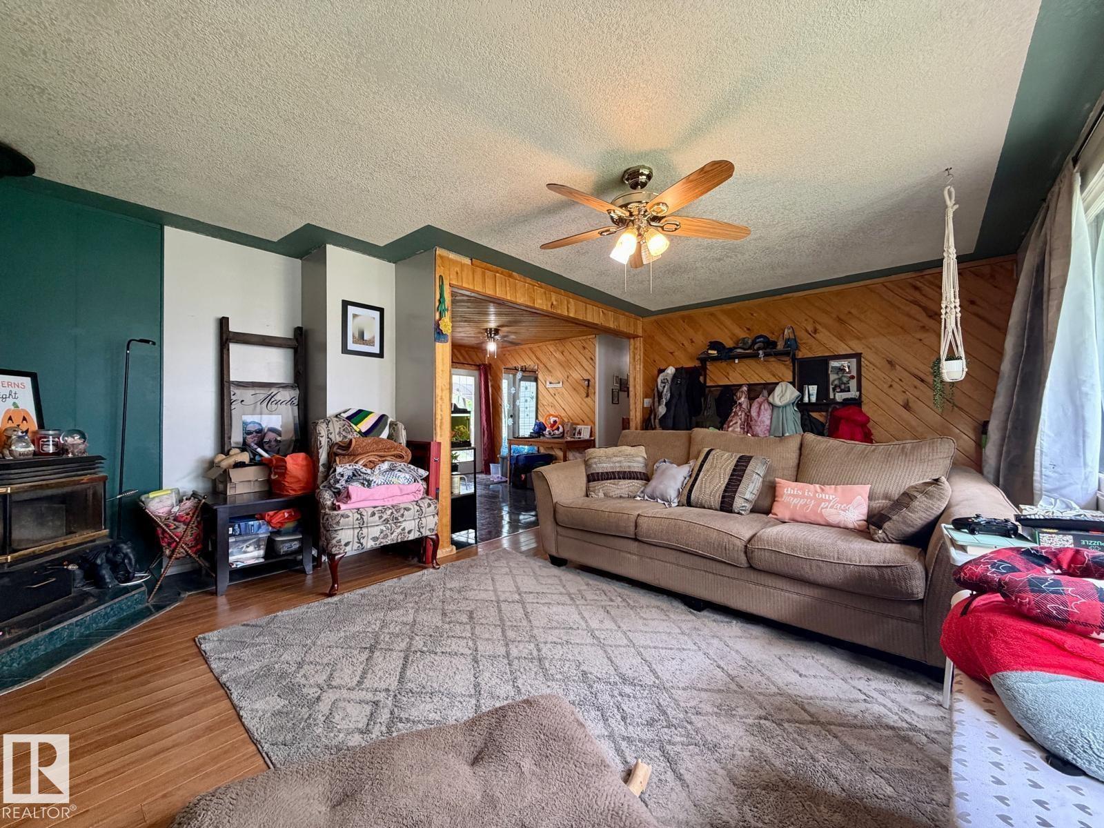 5012 48 Street, Warburg, Alberta T0C 2T0 - Photo 11 - E4496255