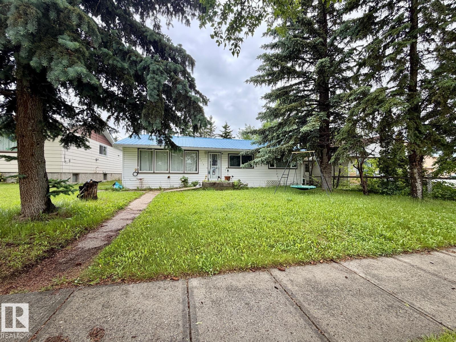 5012 48 Street, Warburg, Alberta T0C 2T0 - Photo 3 - E4496255