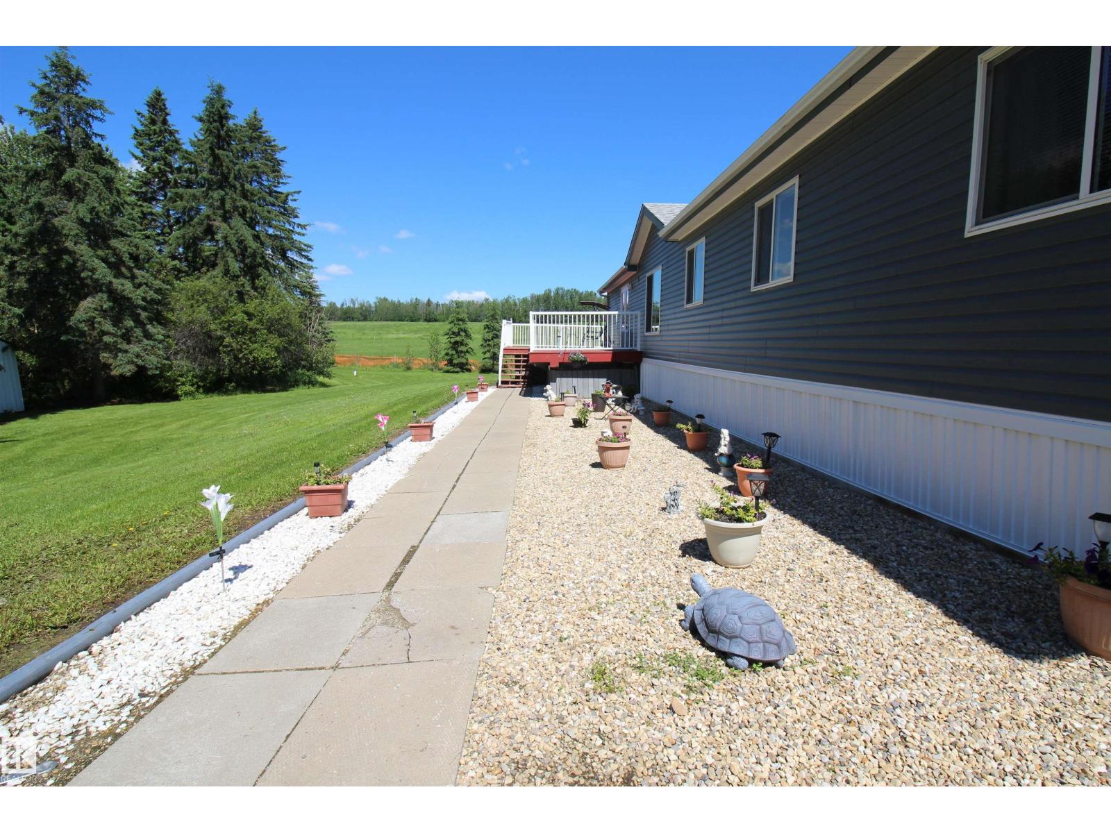 56326 Rge Rd 65, Rural Lac Ste. Anne County, Alberta  T0E 2A0 - Photo 11 - E4496317