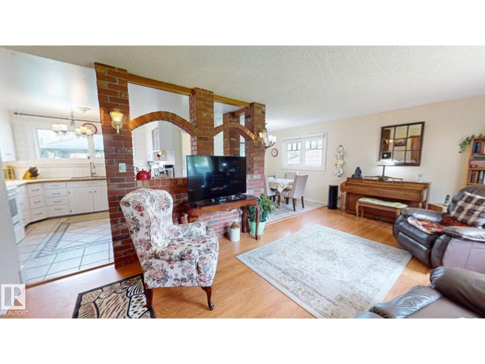 5004 50 Av, Evansburg, Alberta T0E 0T0 - Photo 18 - E4496521