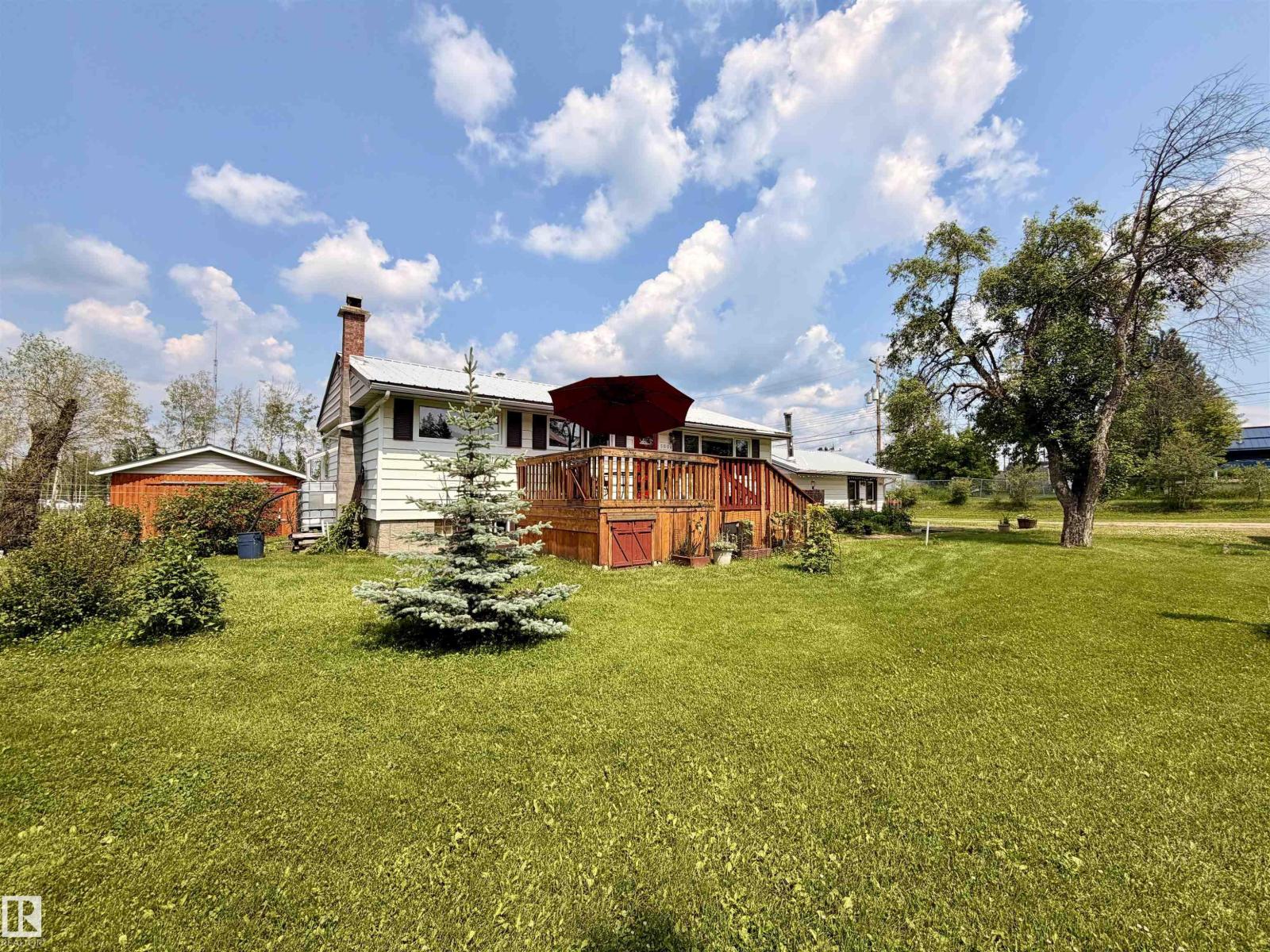 5004 50 Av, Evansburg, Alberta T0E 0T0 - Photo 2 - E4496521