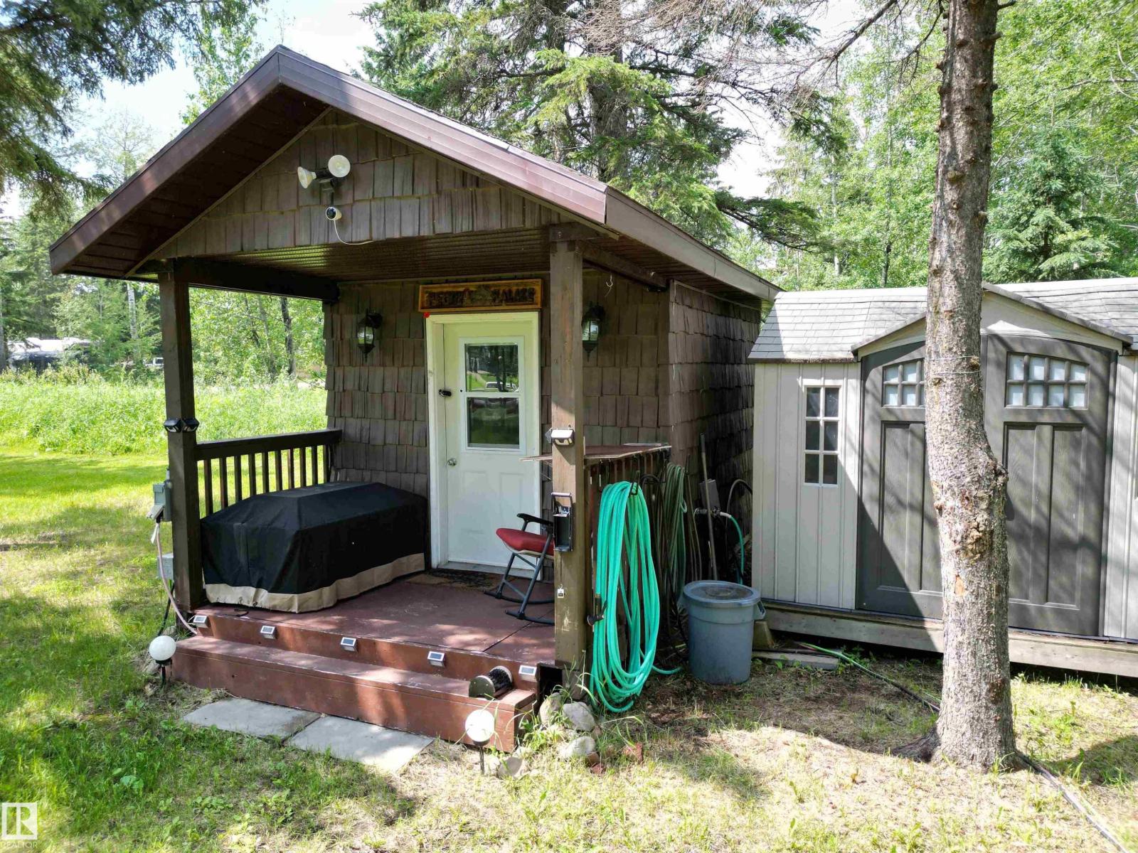 304 1 Av, Rural Wetaskiwin County, Alberta T0C 0T0 - Photo 2 - E4496796