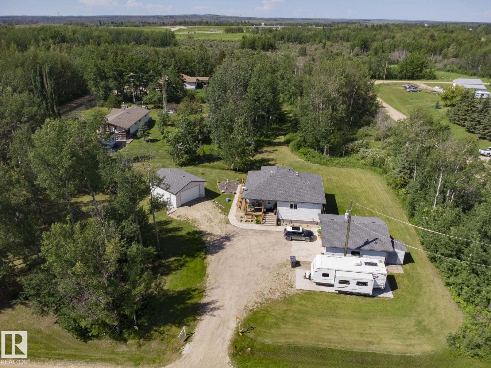 8 Main St, Entwistle, Alberta T0E 0S0 - Photo 1 - E4497088