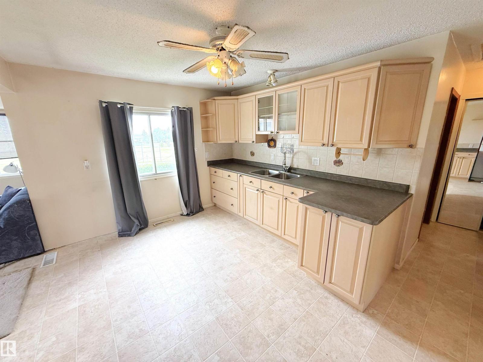4712 54 Av, Wabamun, Alberta T0E 0K0 - Photo 18 - E4497245
