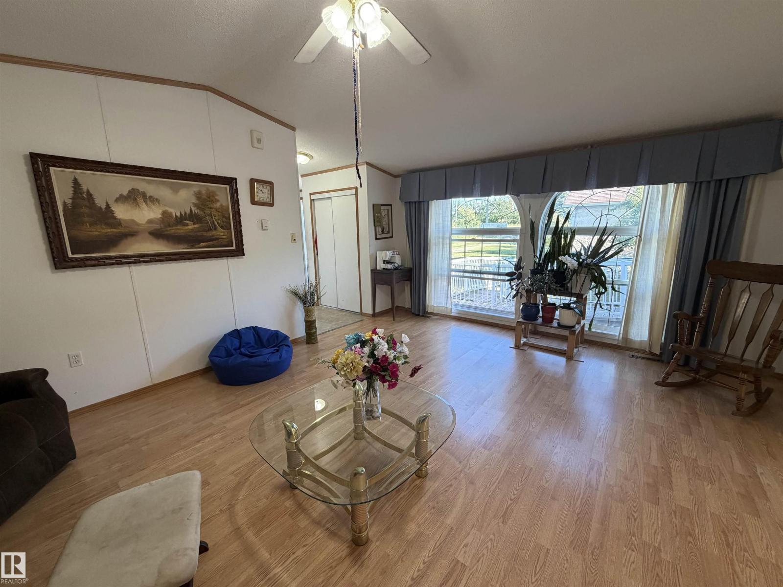 6118 Hwy 16, Rural Parkland County, Alberta T0E 0W0 - Photo 17 - E4497366