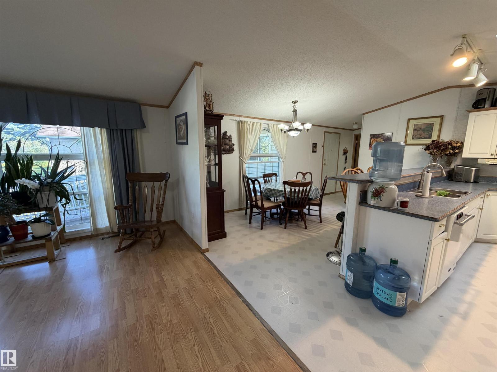6118 Hwy 16, Rural Parkland County, Alberta T0E 0W0 - Photo 18 - E4497366