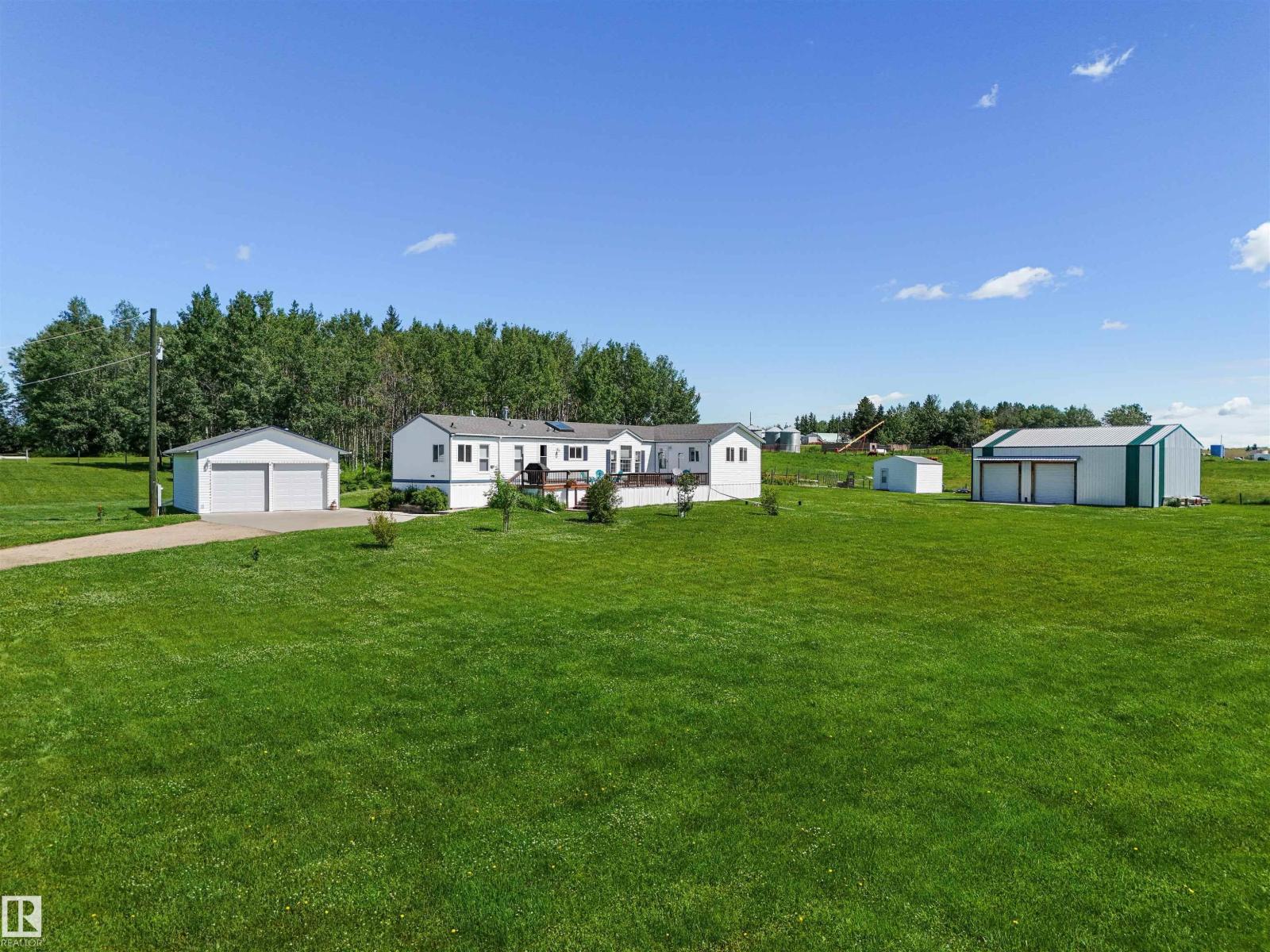 49327 Rge Rd 53, Rural Brazeau County, Alberta  T0C 1W0 - Photo 1 - E4497371